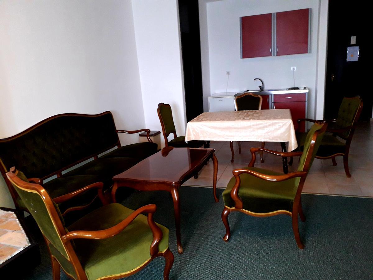 Apartments And Rooms Haludovo - Ribarsko Selo Malinska Kültér fotó