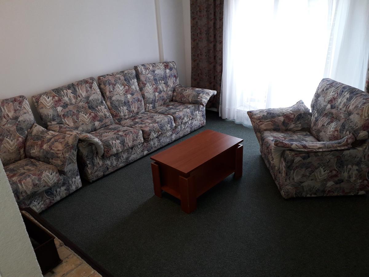 Apartments And Rooms Haludovo - Ribarsko Selo Malinska Kültér fotó