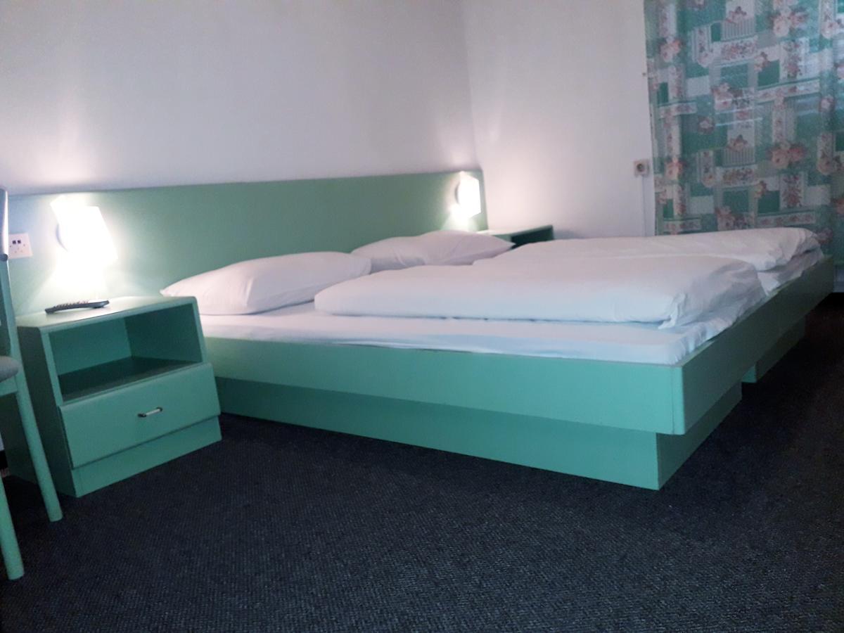 Apartments And Rooms Haludovo - Ribarsko Selo Malinska Kültér fotó